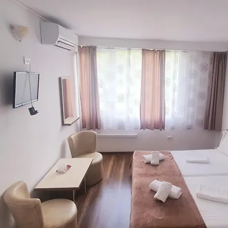 Pescarus Hotel 2*